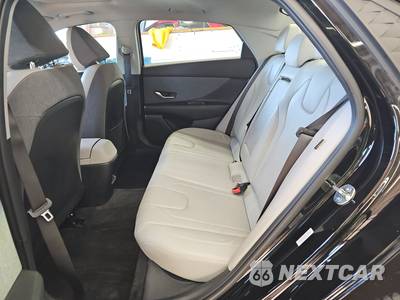 2025 Hyundai Elantra Limited - zdjęcie 13 z 29 - miniatura