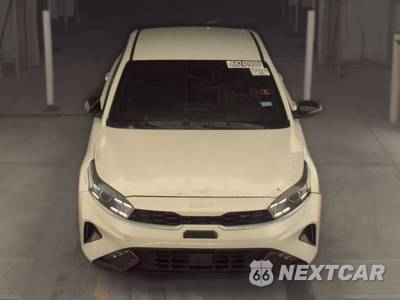 2022 Kia Forte GT-Line - zdjęcie 2 z 47 - miniatura