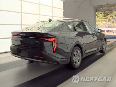 2026 Kia K4 LX Sedan - zdjęcie 4 z 24 - miniatura