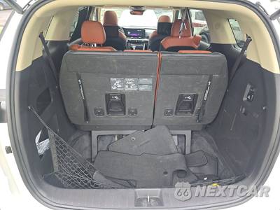 2024 Kia Carnival MPV SX Prestige 121.7" WB - zdjęcie 17 z 31 - miniatura