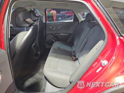 2025 Kia K4 LXS - zdjęcie 13 z 36 - miniatura