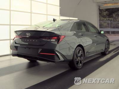 2026 Hyundai Elantra SEL Sport - zdjęcie 4 z 30 - miniatura