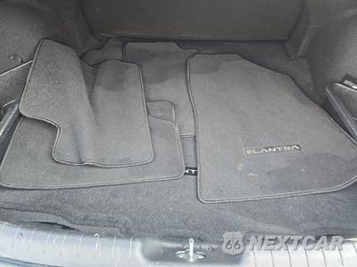 2025 Hyundai Elantra SEL Sport - zdjęcie 16 z 32 - miniatura