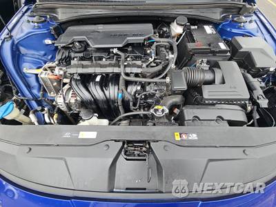 2022 Hyundai Elantra SE - zdjęcie 15 z 26 - miniatura