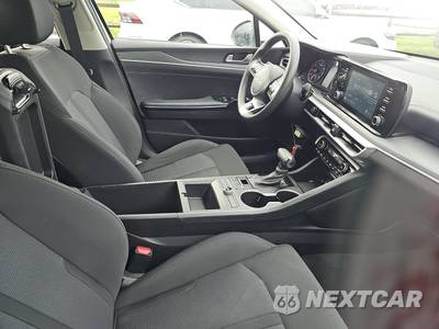 2024 Kia K5 LXS - zdjęcie 8 z 31 - miniatura