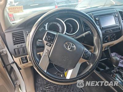 2015 Toyota Tacoma PreRunner Crew Cab Medium Bed - zdjęcie 10 z 25 - miniatura