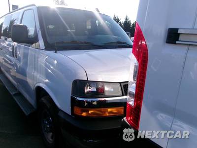 2025 Chevrolet Express 3500 Passenger Van LT 1LT 155.1" WB - zdjęcie 16 z 32 - miniatura