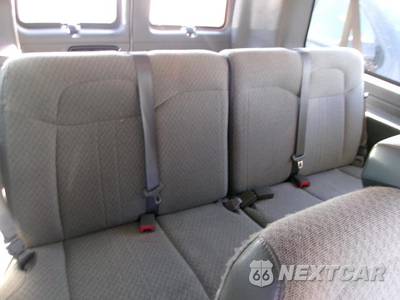 2025 Chevrolet Express 3500 Passenger Van LT 1LT 155.1" WB - zdjęcie 27 z 32 - miniatura