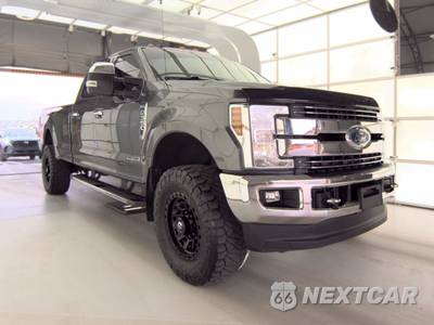 2019 Ford Super Duty F-350 Lariat Crew Cab Long Bed - zdjęcie 3 z 30 - miniatura
