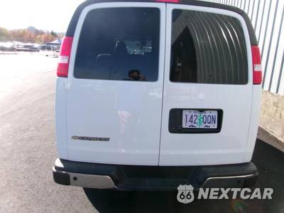 2025 Chevrolet Express 3500 Passenger Van LT 1LT 155.1" WB - zdjęcie 15 z 21 - miniatura