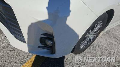 2019 Toyota Sienna XLE Premium 8-Passenger 119.3" WB - zdjęcie 21 z 24 - miniatura