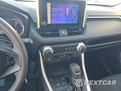 2023 Toyota RAV4 LE - zdjęcie 11 z 17 - miniatura