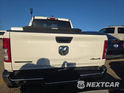 2023 Ram 1500 Big Horn Crew Cab Short Bed - zdjęcie 5 z 36 - miniatura