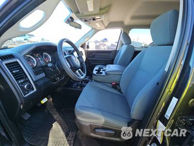 2018 Ram 2500 Tradesman Crew Cab Long Bed - zdjęcie 7 z 36 - miniatura