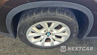 2013 BMW X1 Sports Activity Vehicle xDrive28i - zdjęcie 41 z 43 - miniatura