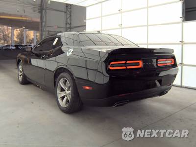 2018 Dodge Challenger SXT - zdjęcie 6 z 37 - miniatura