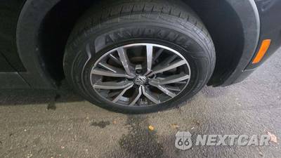 2020 Volkswagen Tiguan SE - zdjęcie 39 z 40 - miniatura