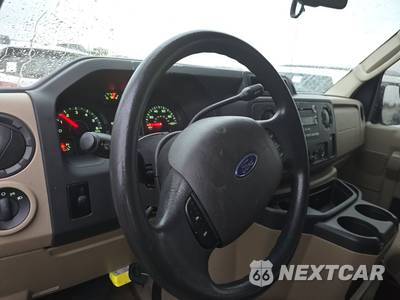 2012 Ford Super Duty E-350 Wagon XLT 138.0" WB - zdjęcie 10 z 48 - miniatura
