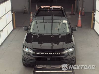 2021 Ford Bronco Sport Outer Banks - zdjęcie 2 z 30 - miniatura
