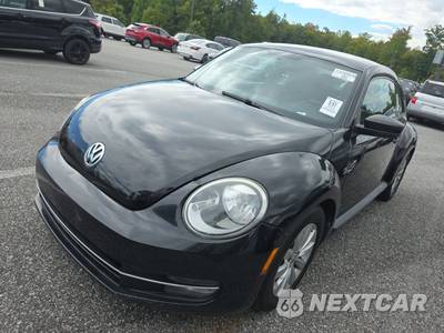 2014 Volkswagen Beetle 2.5L Entry Hatchback