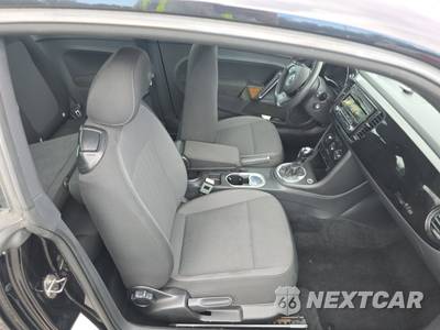 2014 Volkswagen Beetle 2.5L Entry Hatchback - zdjęcie 8 z 22 - miniatura
