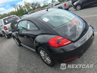 2014 Volkswagen Beetle 2.5L Entry Hatchback - zdjęcie 6 z 22 - miniatura
