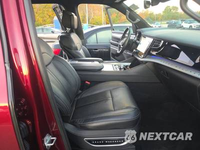 2022 Jeep Grand Wagoneer Series I - zdjęcie 8 z 23 - miniatura