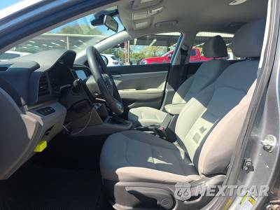 2019 Hyundai Elantra SEL Sedan - zdjęcie 7 z 20 - miniatura