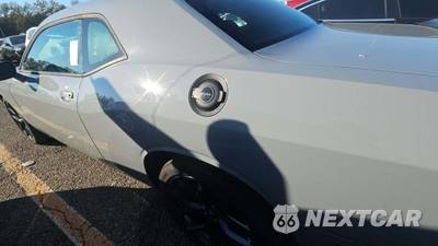 2022 Dodge Challenger SXT - zdjęcie 25 z 27 - miniatura
