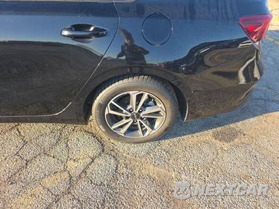 2024 Kia Forte LXS - zdjęcie 11 z 32 - miniatura