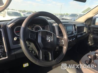 2018 Ram 1500 Express Regular Cab Medium Bed - zdjęcie 11 z 18 - miniatura