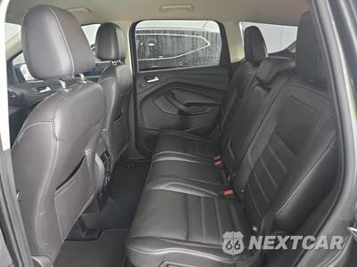 2017 Ford Escape Titanium - zdjęcie 10 z 18 - miniatura
