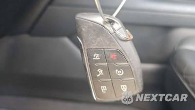 2022 Chevrolet Suburban Z71 2Z7 - zdjęcie 18 z 31 - miniatura