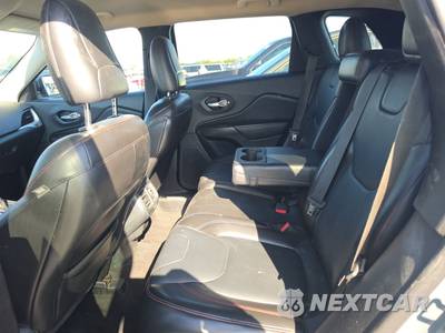 2015 Jeep Cherokee Trailhawk - zdjęcie 13 z 19 - miniatura