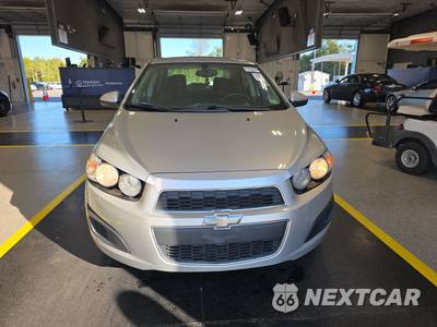 2014 Chevrolet Sonic LT Sedan 1SD - zdjęcie 2 z 24 - miniatura