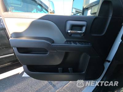 2017 Chevrolet Silverado 2500HD WT Crew Cab Long Bed 1WT - zdjęcie 9 z 39 - miniatura
