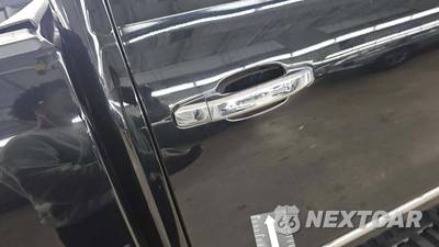 2017 Chevrolet Silverado 2500HD LTZ Crew Cab Medium Bed 1LZ - zdjęcie 23 z 39 - miniatura