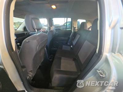 2012 Jeep Compass Sport - zdjęcie 13 z 26 - miniatura