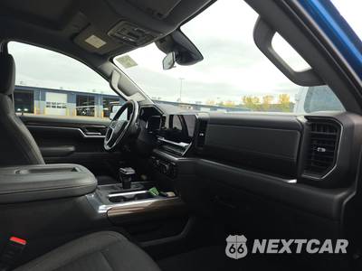2022 Chevrolet Silverado 1500 RST Crew Cab Short Bed 1SP - zdjęcie 8 z 42 - miniatura