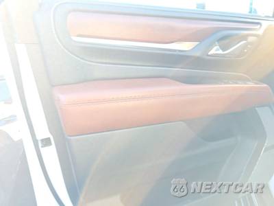 2024 GMC Yukon Denali Ultimate - zdjęcie 9 z 23 - miniatura