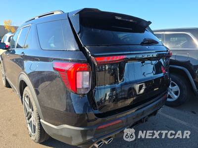 2025 Ford Explorer ST - zdjęcie 6 z 22 - miniatura