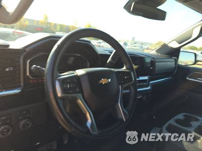 2025 Chevrolet Silverado 1500 LT Crew Cab Medium Bed 1LT - zdjęcie 11 z 38 - miniatura