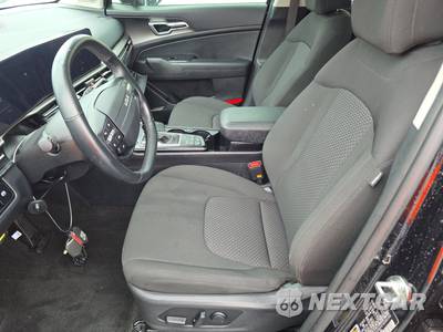 2026 Kia Sportage LX - zdjęcie 7 z 19 - miniatura