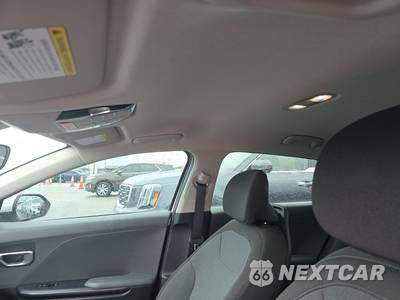 2025 Kia K4 LX - zdjęcie 17 z 22 - miniatura