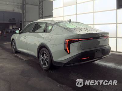 2025 Kia K4 LXS - zdjęcie 6 z 32 - miniatura