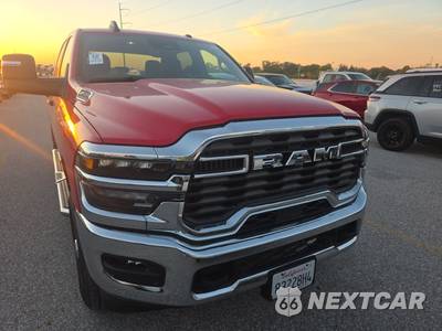 2026 Ram 2500 Big Horn Crew Cab Medium Bed - zdjęcie 2 z 25 - miniatura