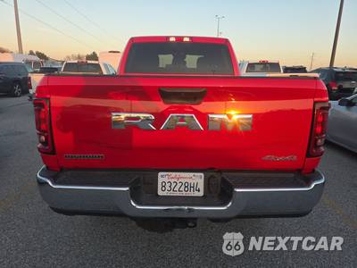 2026 Ram 2500 Big Horn Crew Cab Medium Bed - zdjęcie 5 z 25 - miniatura