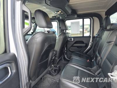 2020 Jeep Gladiator Overland Crew Cab Medium Bed - zdjęcie 13 z 18 - miniatura