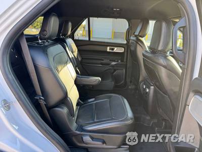 2020 Ford Explorer Limited - zdjęcie 16 z 31 - miniatura