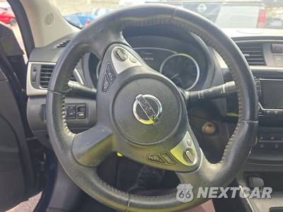 2017 Nissan Sentra SV - zdjęcie 10 z 18 - miniatura